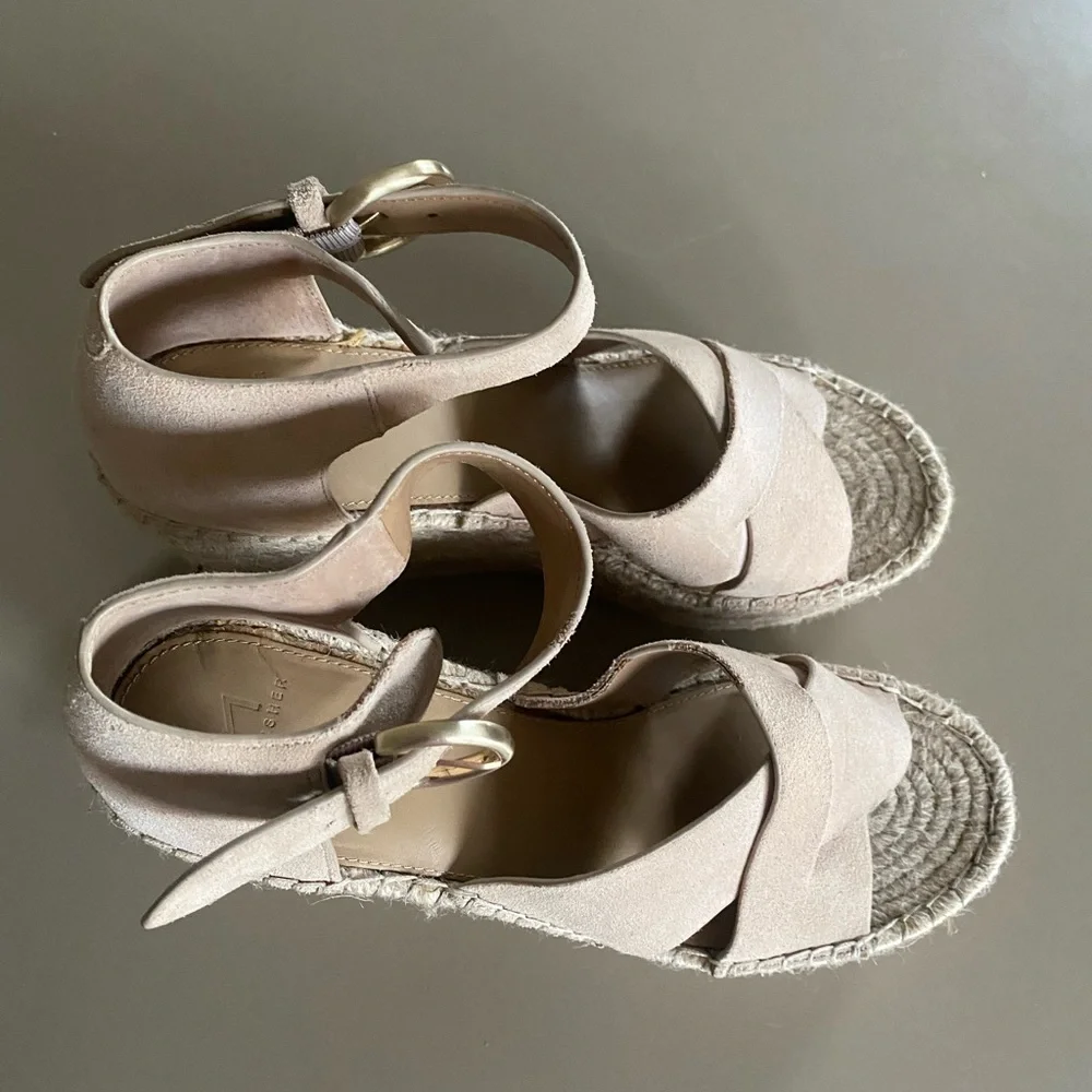 Marc Fisher Amari Espadrille Wedge Sandal Size l0M‎ Light Taupe Suede Nautical